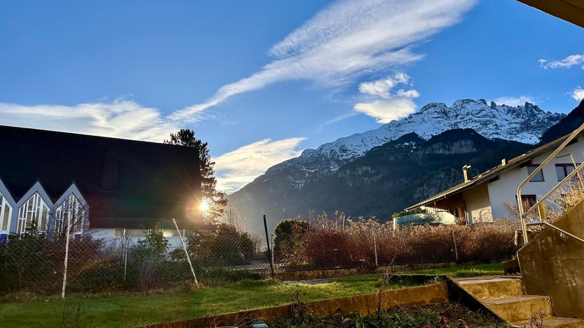 Unique Retreat With Sauna And Scenic View Meiringen Exterior photo